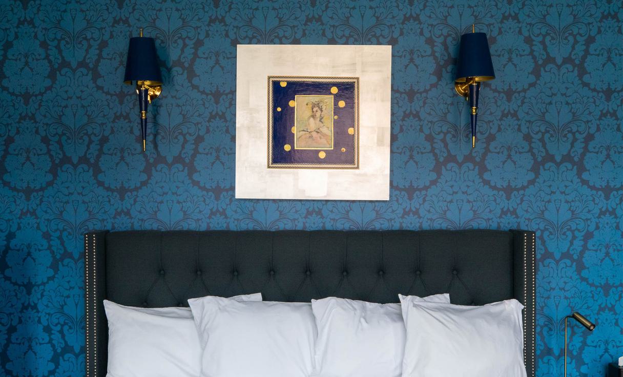 Bents Banner 3 Customs